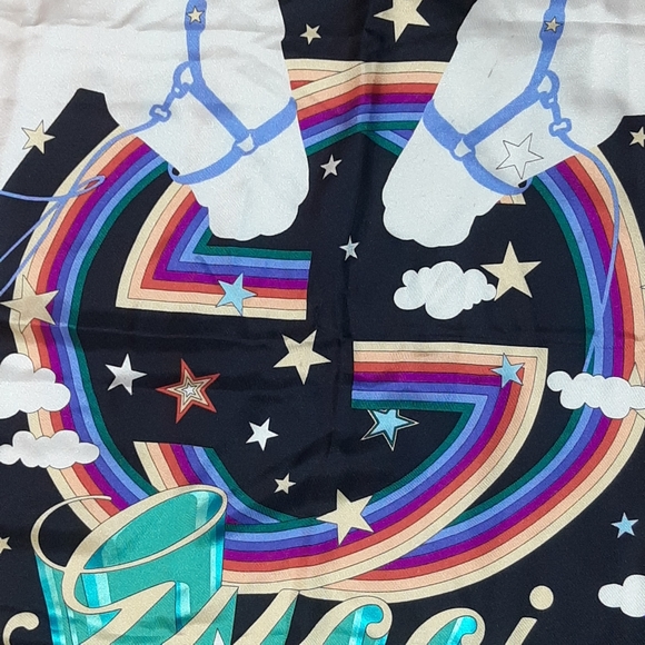 GUCCI Sareya Horse and Dream Print Silk Scarf 70cm - Picture 7 of 11